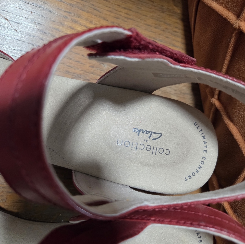 Clarks Collection Womens Valarie Rally Pump or Closed Toe Sandals 10 Red Leather - Picture 9 of 10